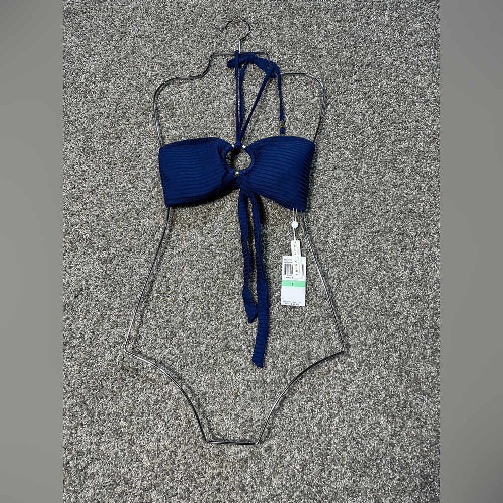 NWT Trina Turk Standard Olympia Ring Ribbed Bandeau Bikini Top Size 8 - Picture 3 of 4